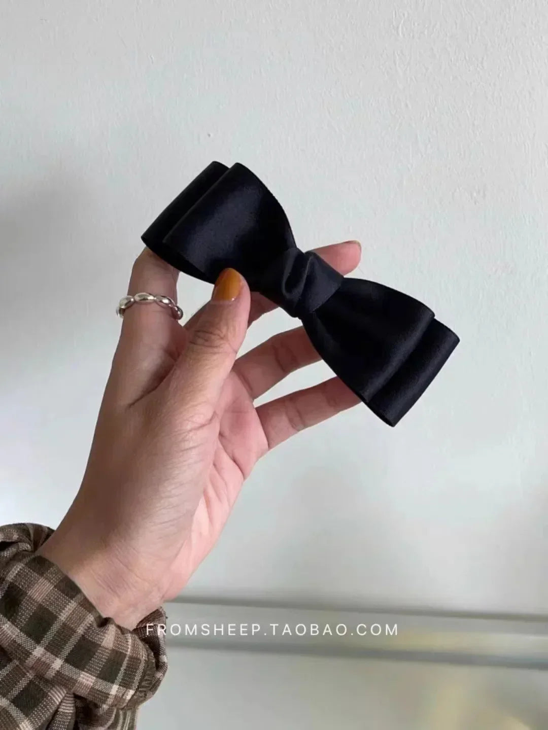 Korean Fashion Bow Spring Hair Clips Elegant Headwear Girls Black Pink Hair Pin Simple Spring Barrettes Hair Accessories